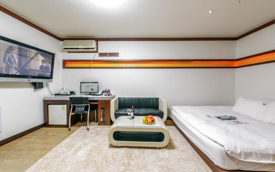 Mk Hotel Yeosu Exterior foto